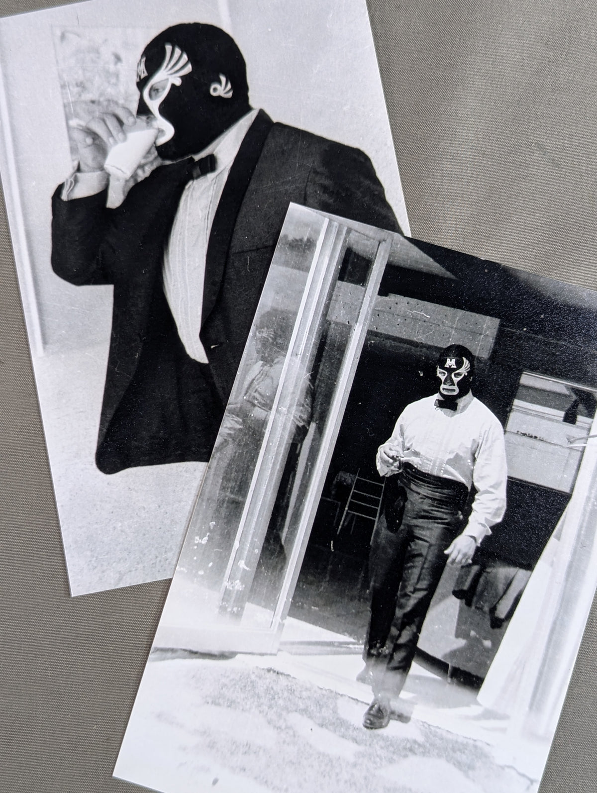 ミル・マスカラス 1968年 サンタモニカの自宅にて 白黒写真 4枚セット