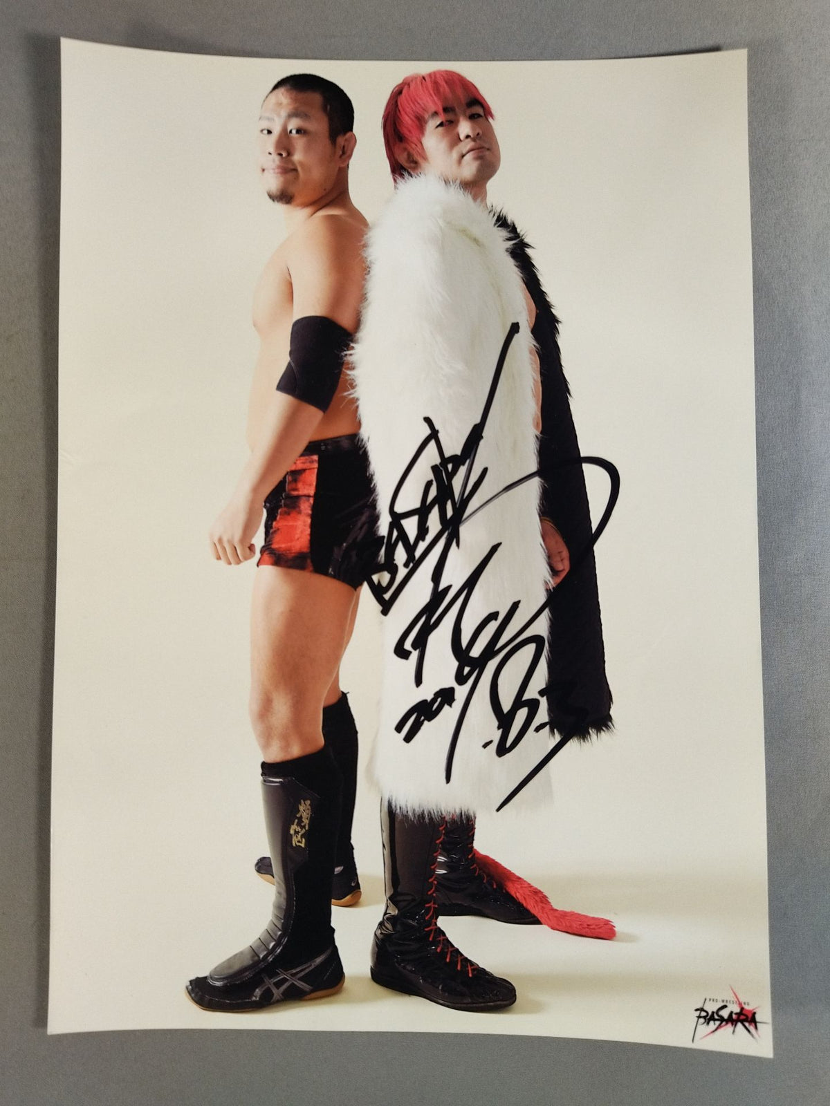 Isami Kodaka  hand signed autograph Pro-Photo  (A-3)
