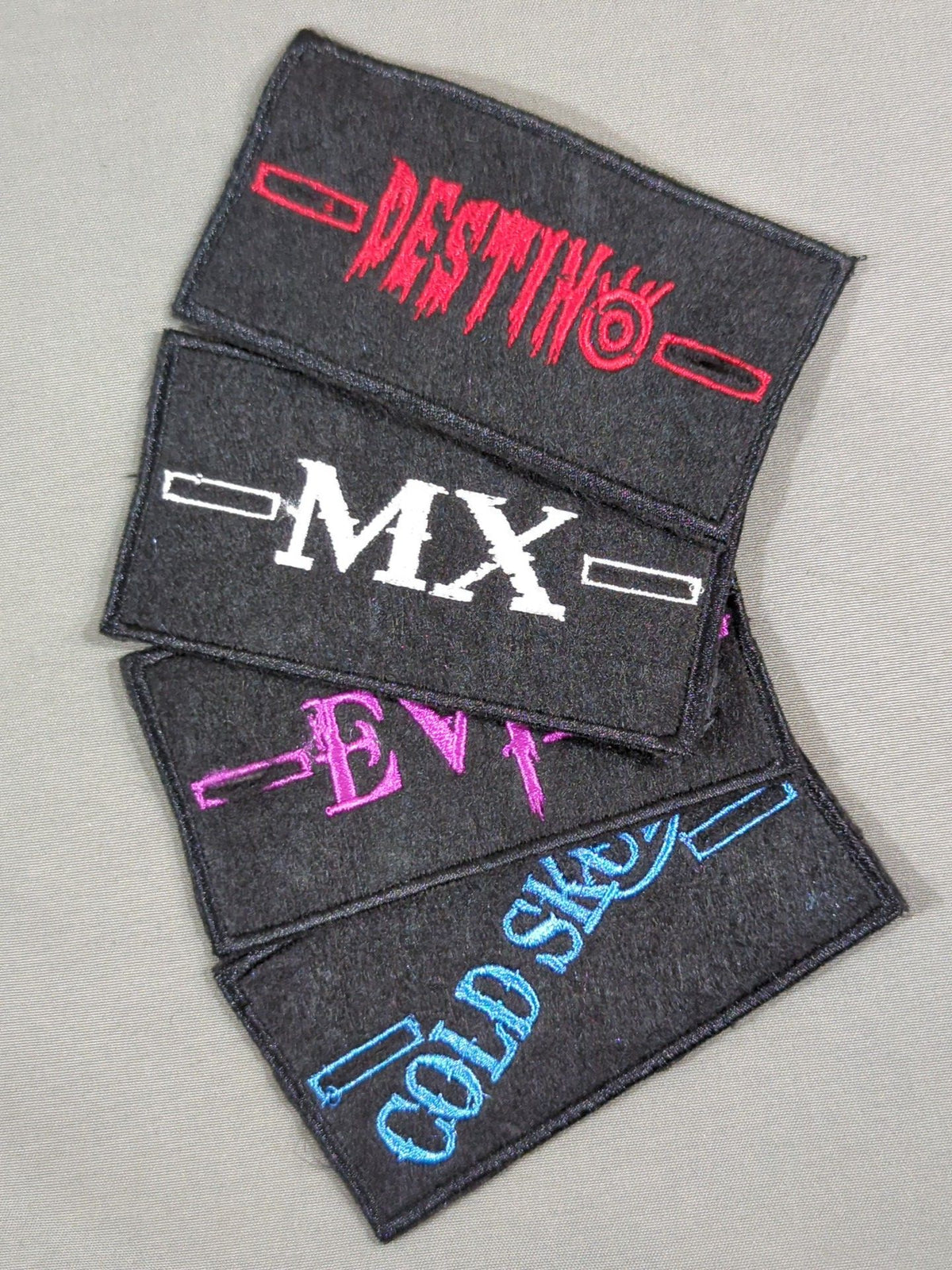 Los Ingobernabres Patch Set