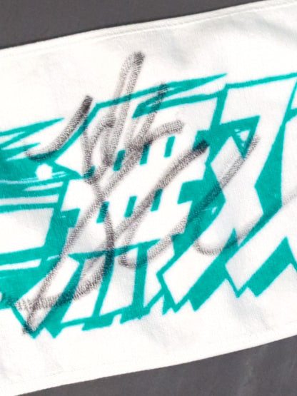 【hand signed autograph】  Jake Lee: "Jake Lee Warriors!" Muffler Towel