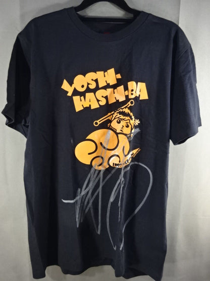 YOSHI-HASHI hand signed autograph  T-shirt