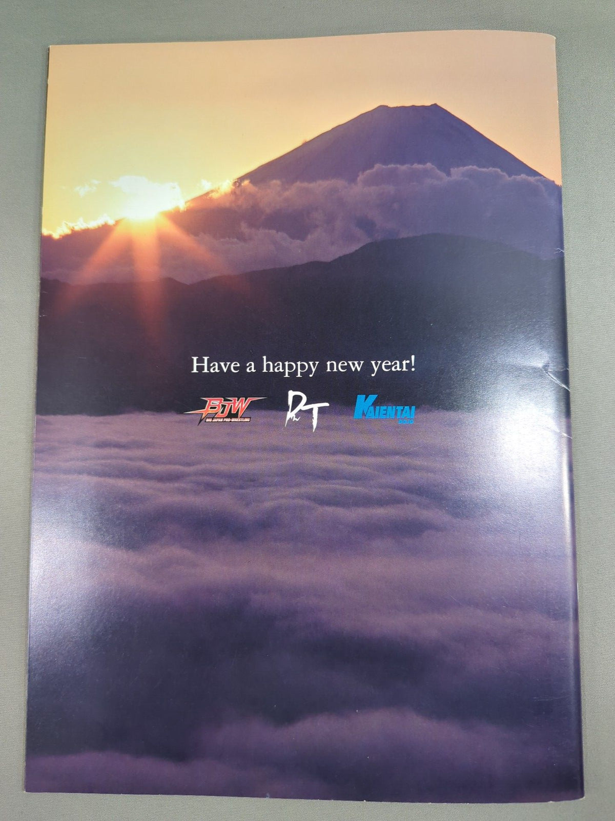 【Ryuji Ito  hand signed autograph 】The total of three parts of the world ~Great New Year's Eve Special~