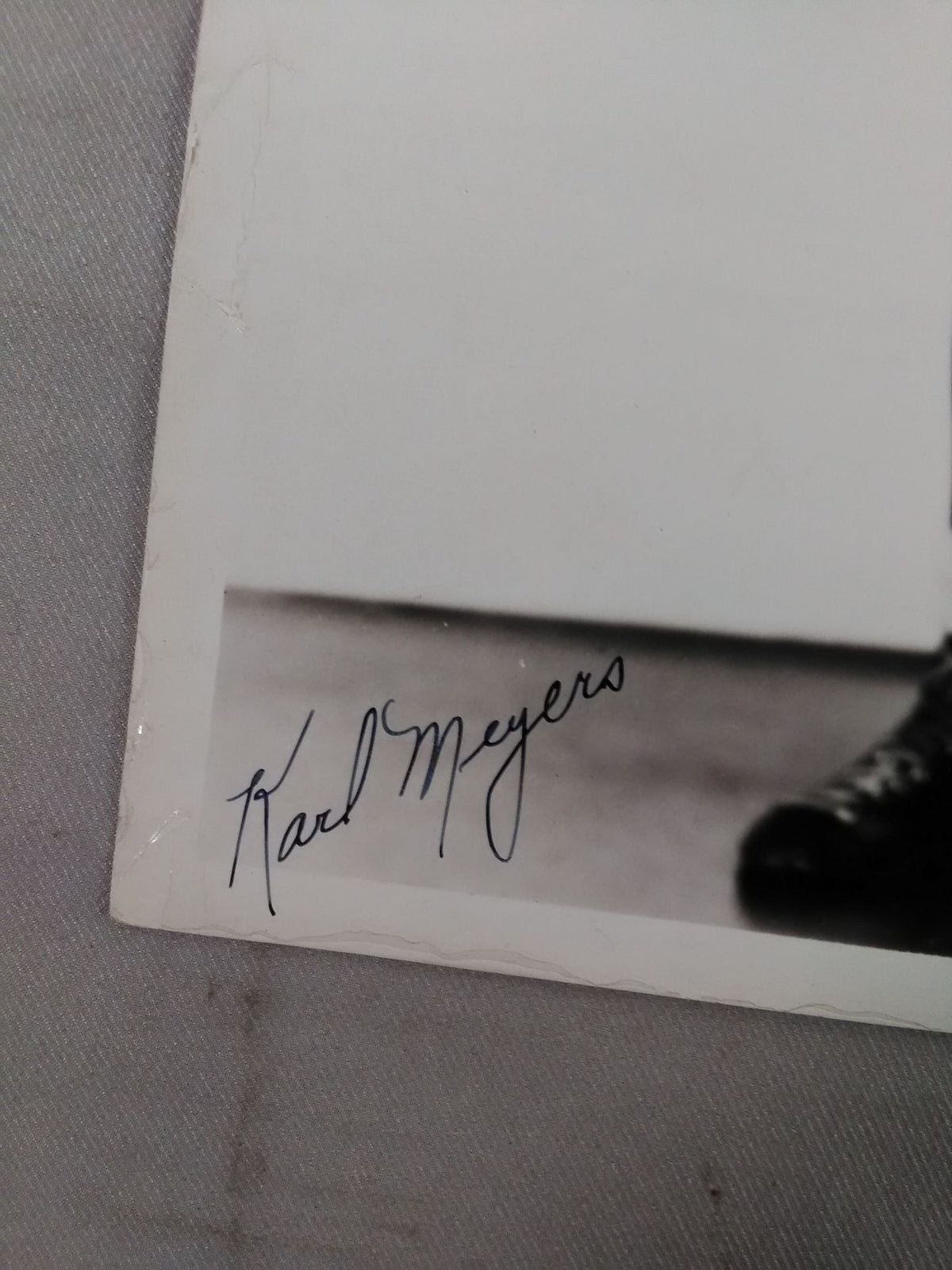 Carl Myers hand signed autograph Black and White Pro-Photo (1)