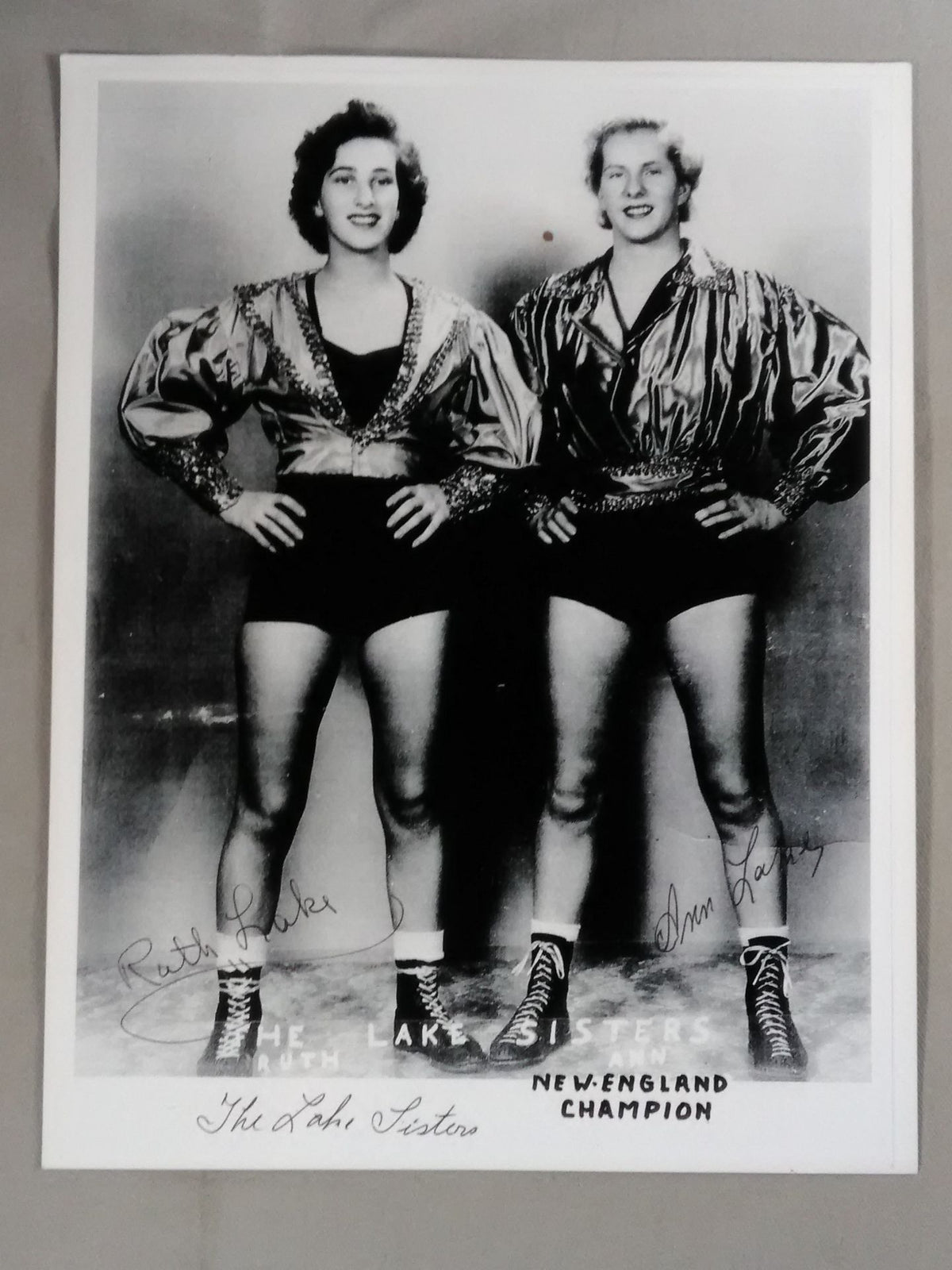 The Lake Sisters hand signed autograph Black and White Pro-Photo 