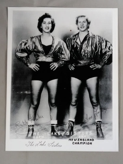 The Lake Sisters hand signed autograph Black and White Pro-Photo 
