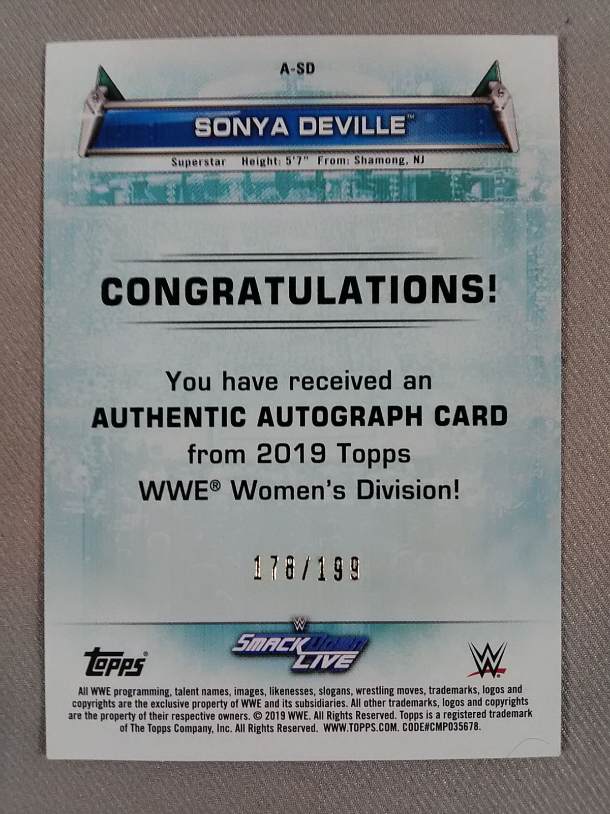 2019 WWE topps Sonya Devil Official Autographed Card