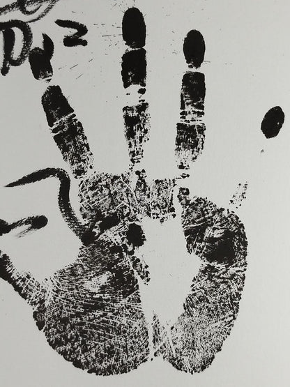 Kafu (Black ｗｉｔｈ handprint )