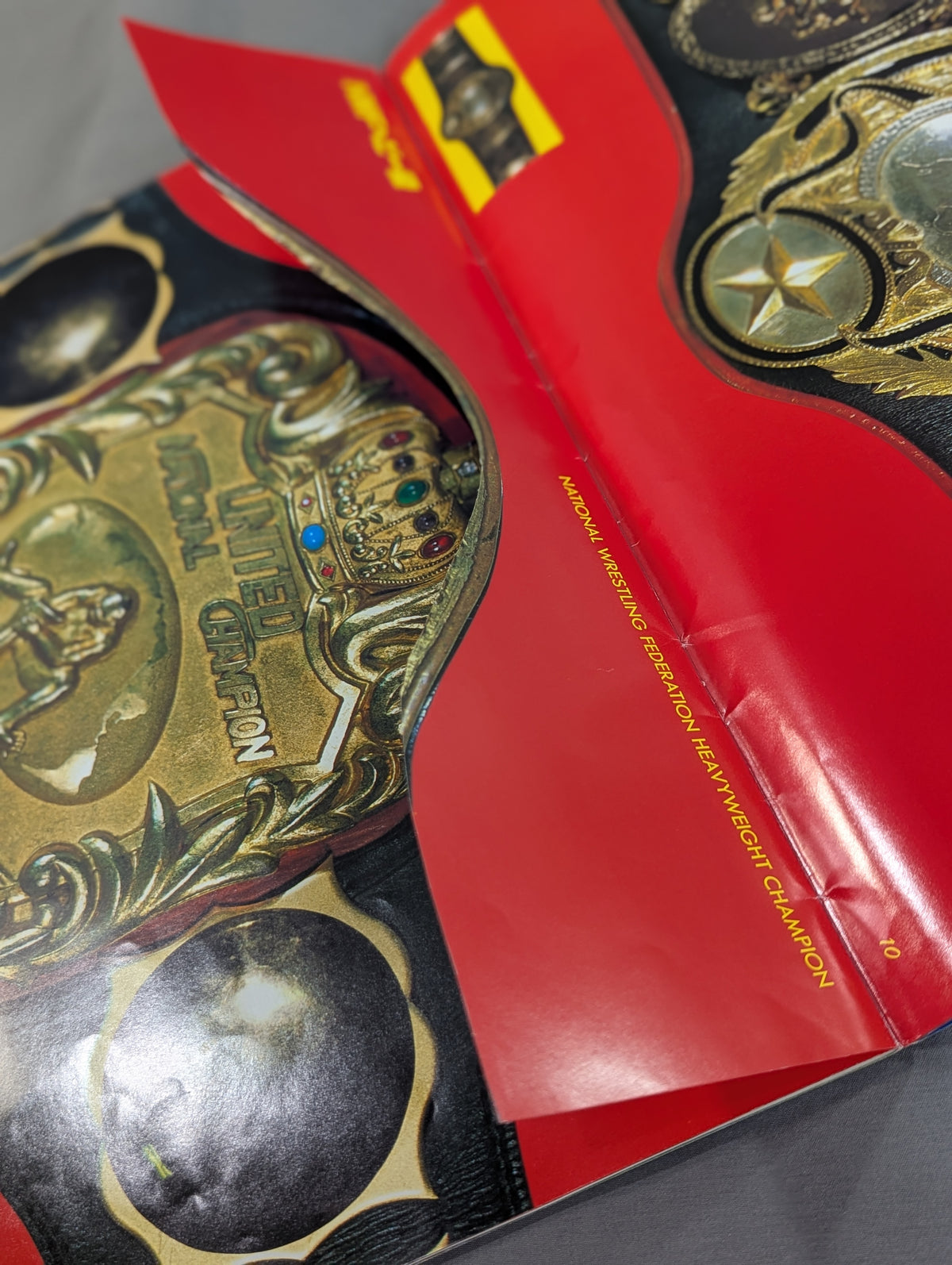 ★ Life-size ★ glorious Pro Wrestling Championship Belt