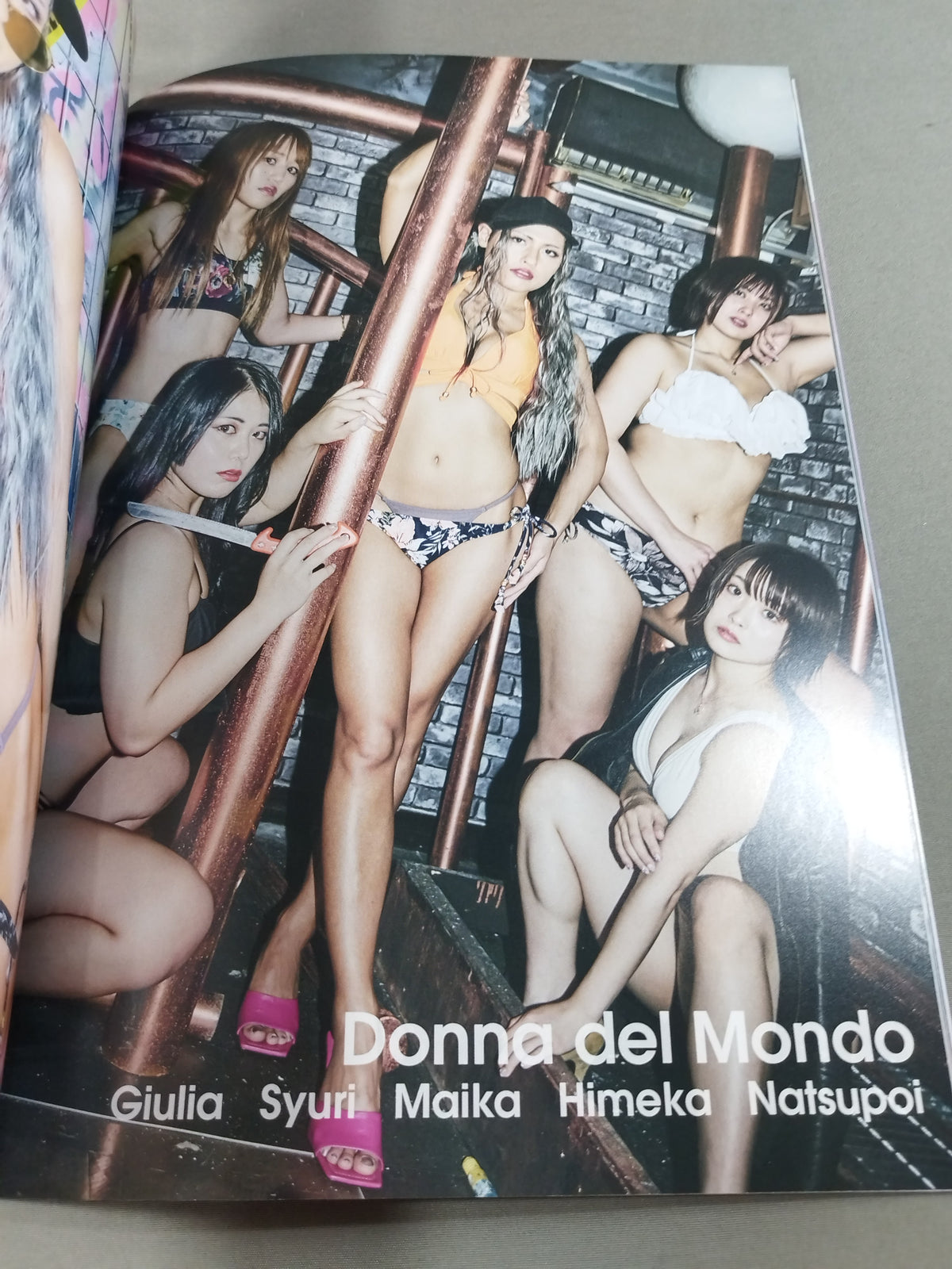 [UNAGI SAYAKA  hand signed autograph 】STARDOM VISUAL BOOK Bikiniing 10
