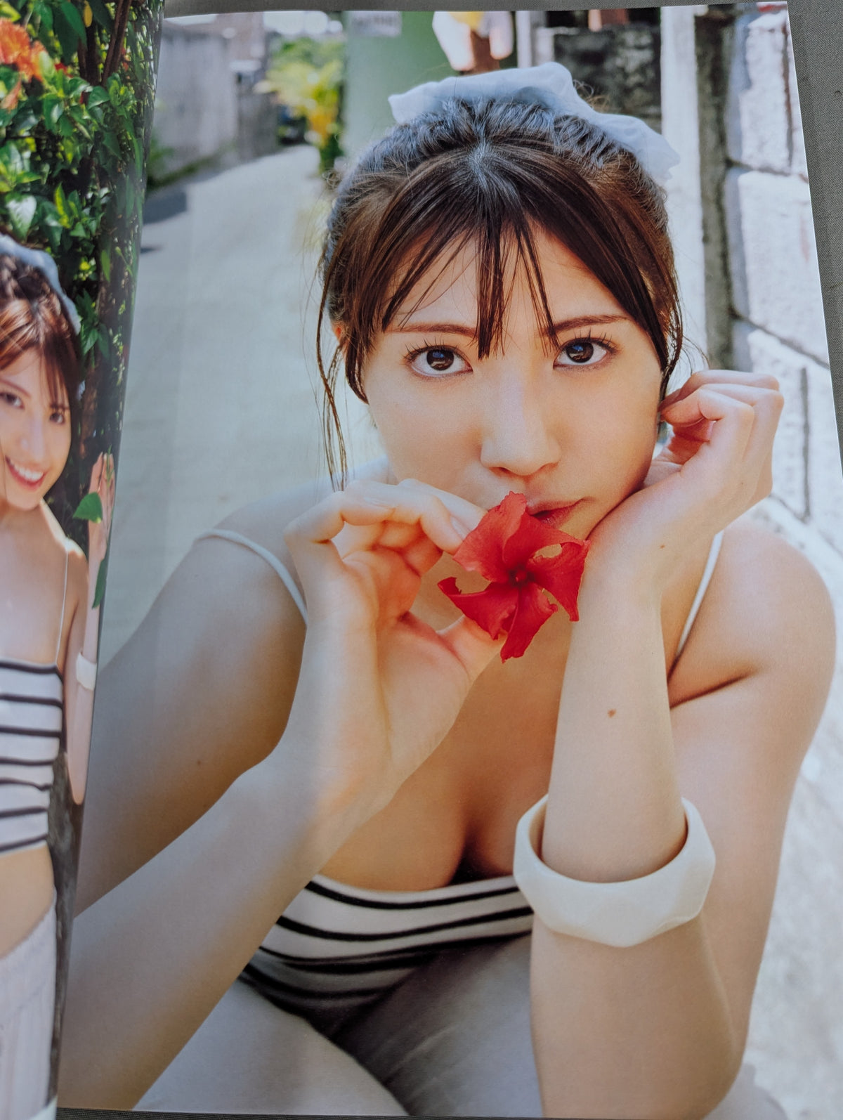【限定生写真付】荒井優希1st写真集 無敵の素顔(通常カバーVer.)