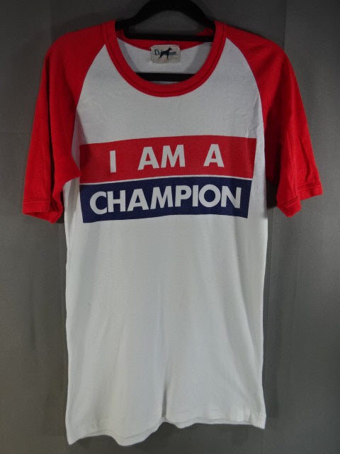 I AM A CHAMPION Raglan T-shirt