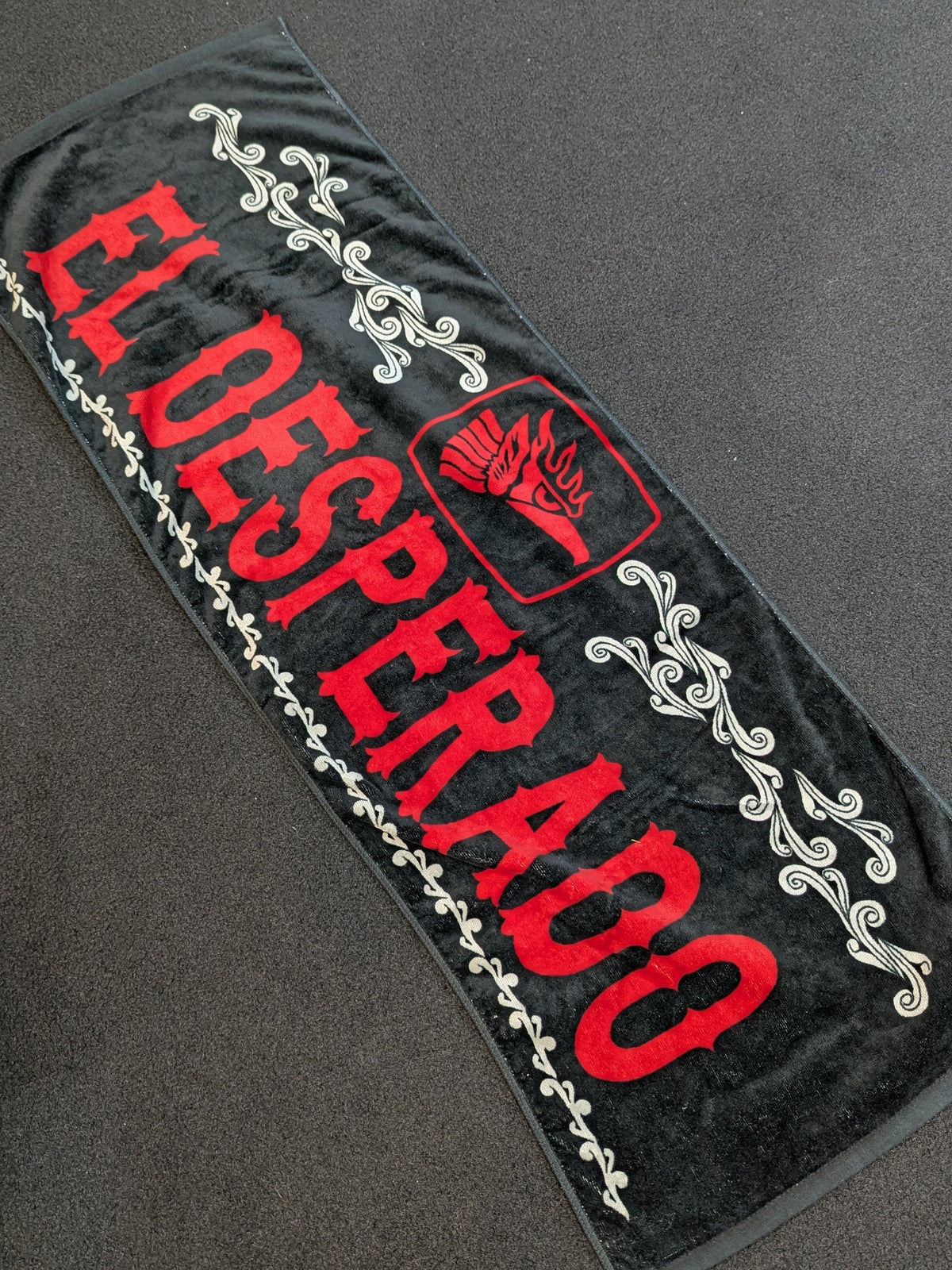 エル・デスペラード「EL DESPERADO」スポーツタオル