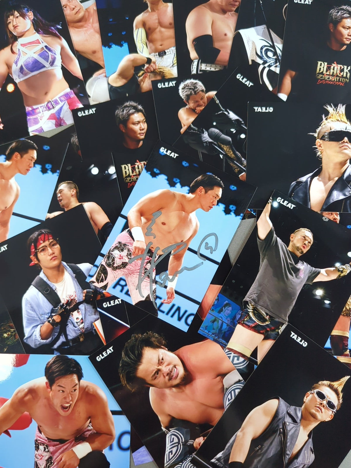 【T-Hawk hand signed autograph 】 GLEAT Photo Set