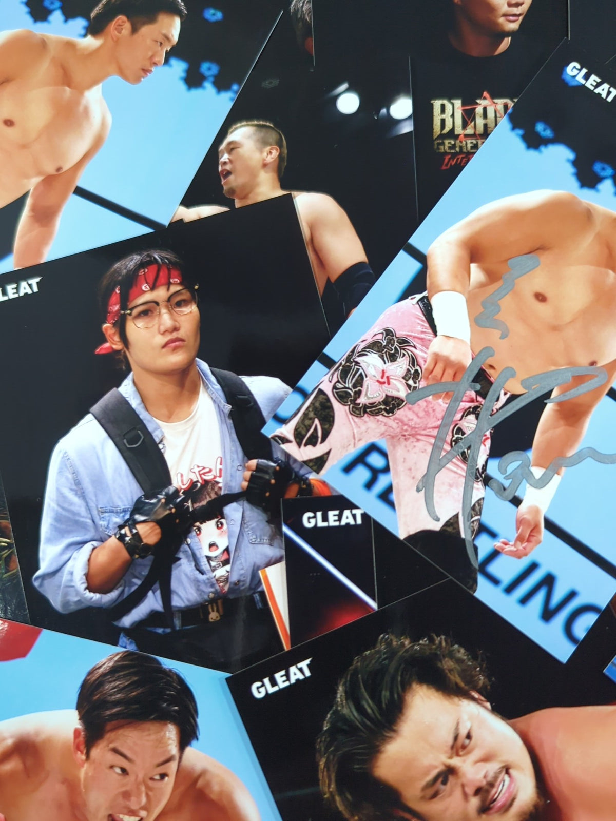 【T-Hawk hand signed autograph 】 GLEAT Photo Set