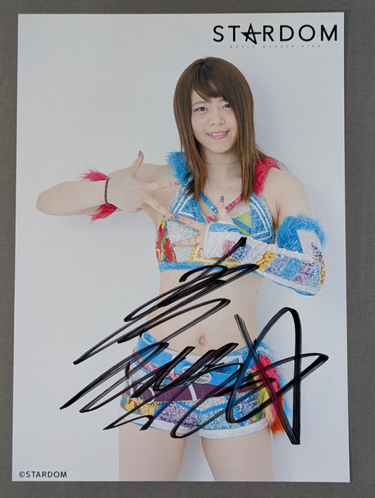 Mayu Iwatani  hand signed autograph  Starda Mu Pro-Photo (A-4)