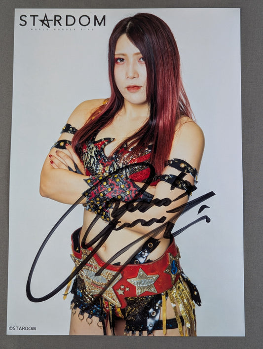 Utami Hayashishita  hand signed autograph  Starda Mu Pro-Photo (W-9)