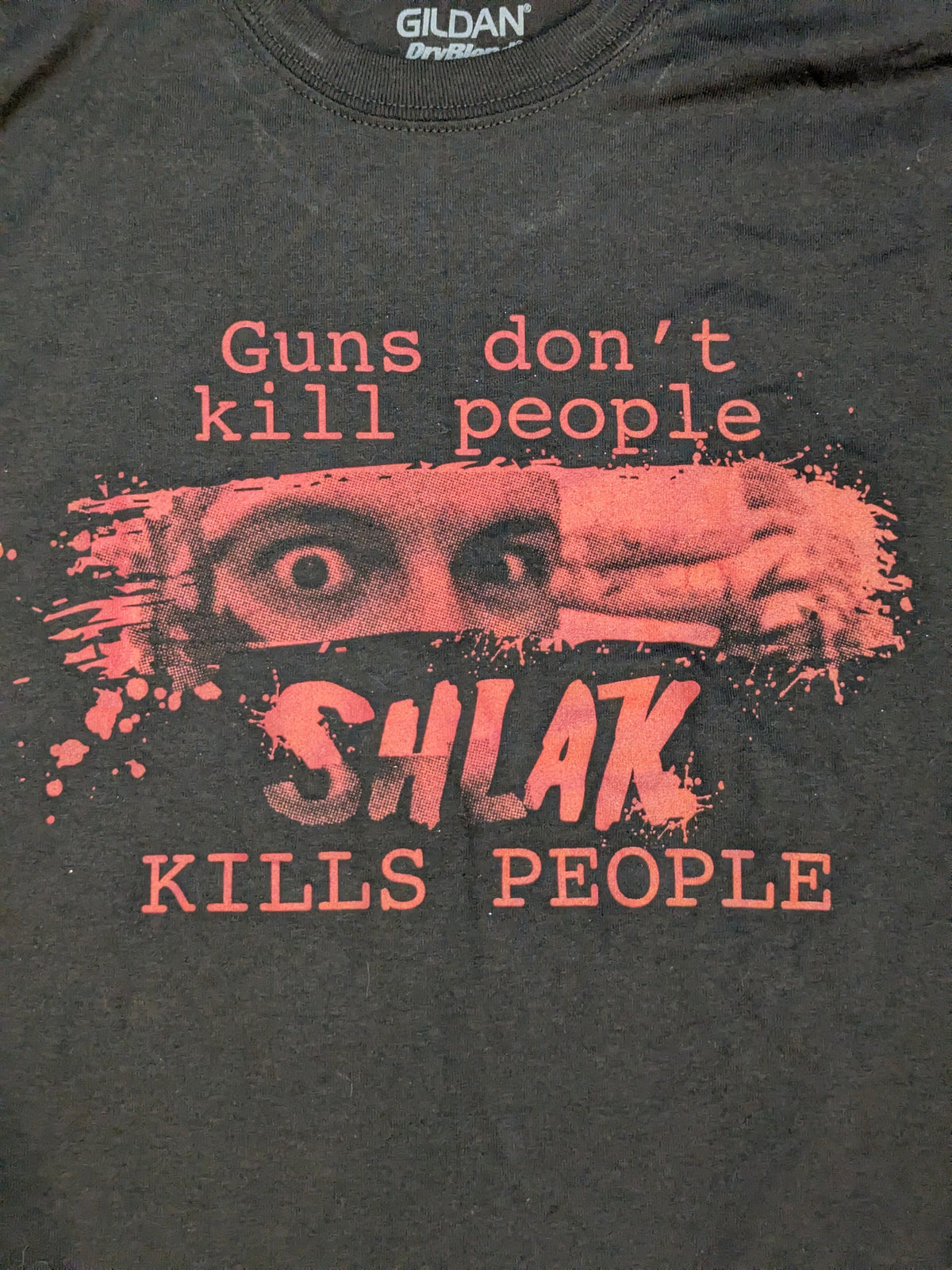 シュラック「KILLS PEOPLE」Tシャツ(ブラック)