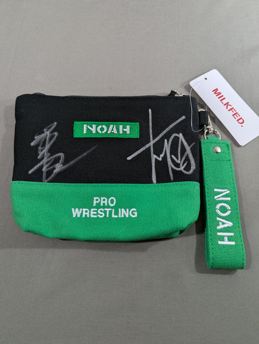 [2 fighters hand signed autograph 】NOAH×MILK FED. BOX logo mini bag