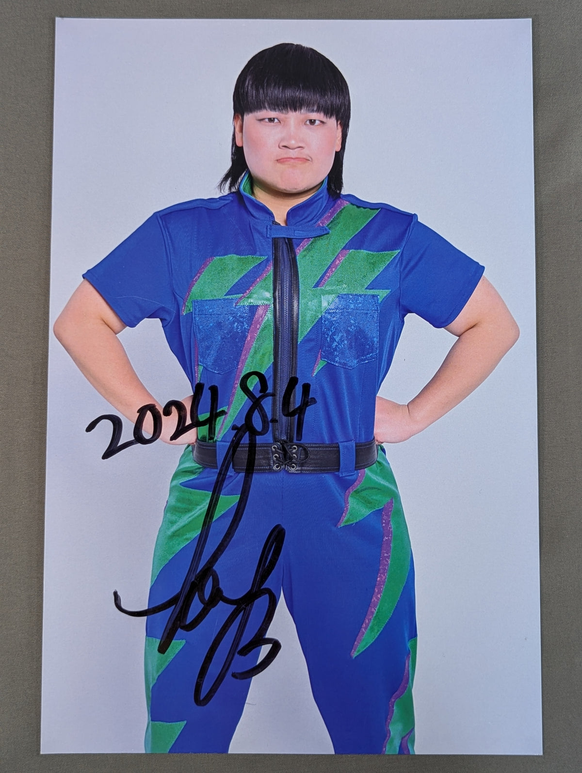 SOY hand signed autograph Pro-Photo (A-1)