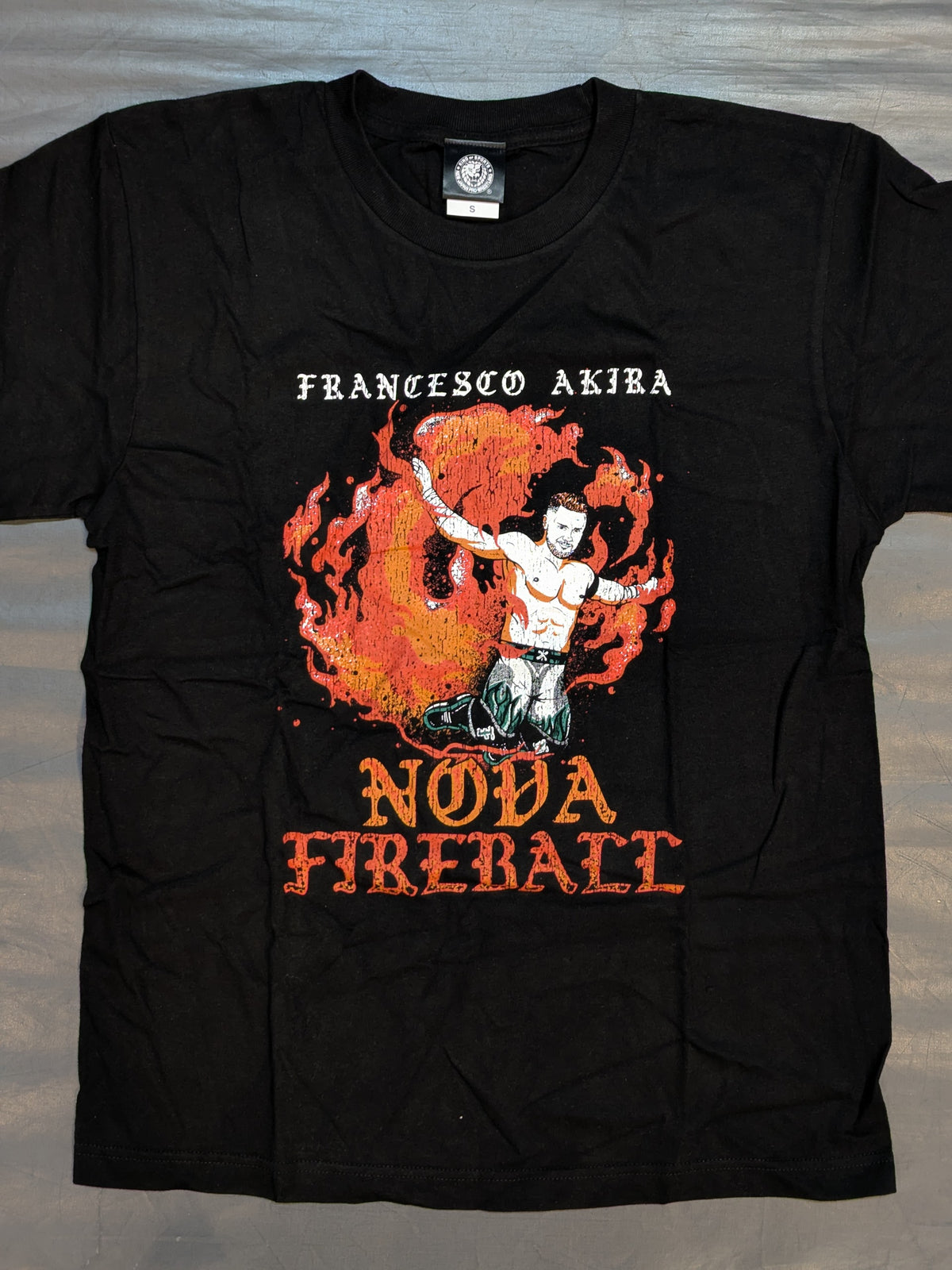 フランシスコ・アキラ「NOVA FIREBALL」Tシャツ