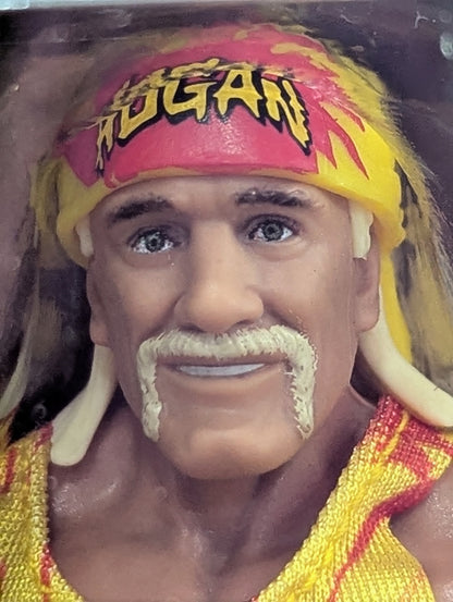 Hulk Hogan  (yellow×red tank top)