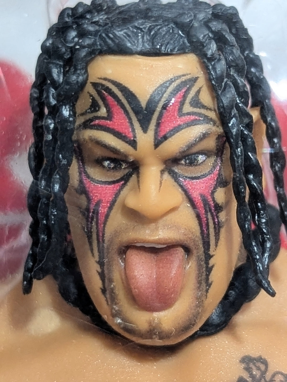 Umaga (red tights & wrap skirt)