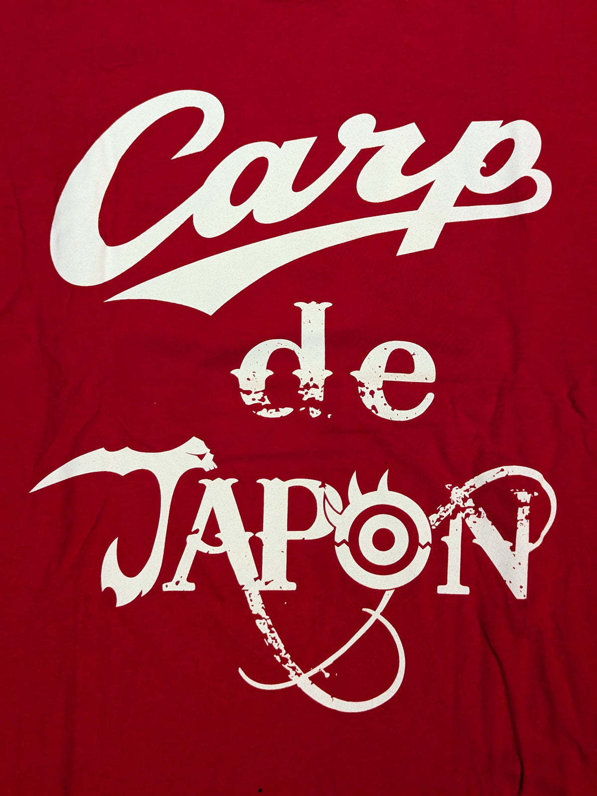 Hiroshima Toyo Carp × Tetsuya Naito "Carp de JAPON" T-Shirt (2) (Red)