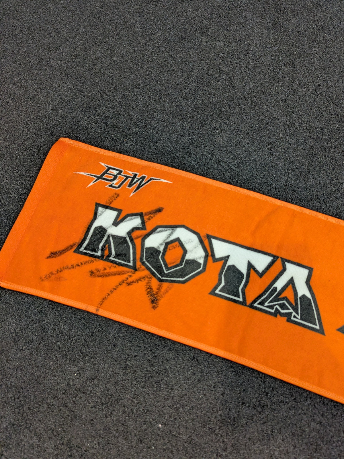【hand signed autograph】 Kota Sekifuda "KOTA SEKIFUDA" Muffler Towel