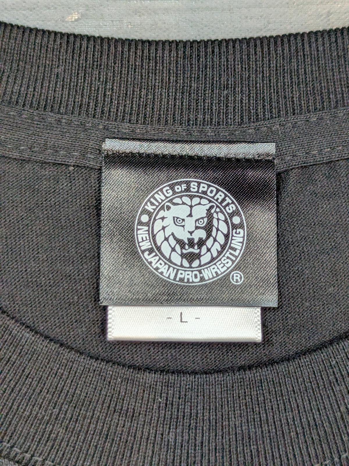 BUSHI "dotswrestler" T-shirt