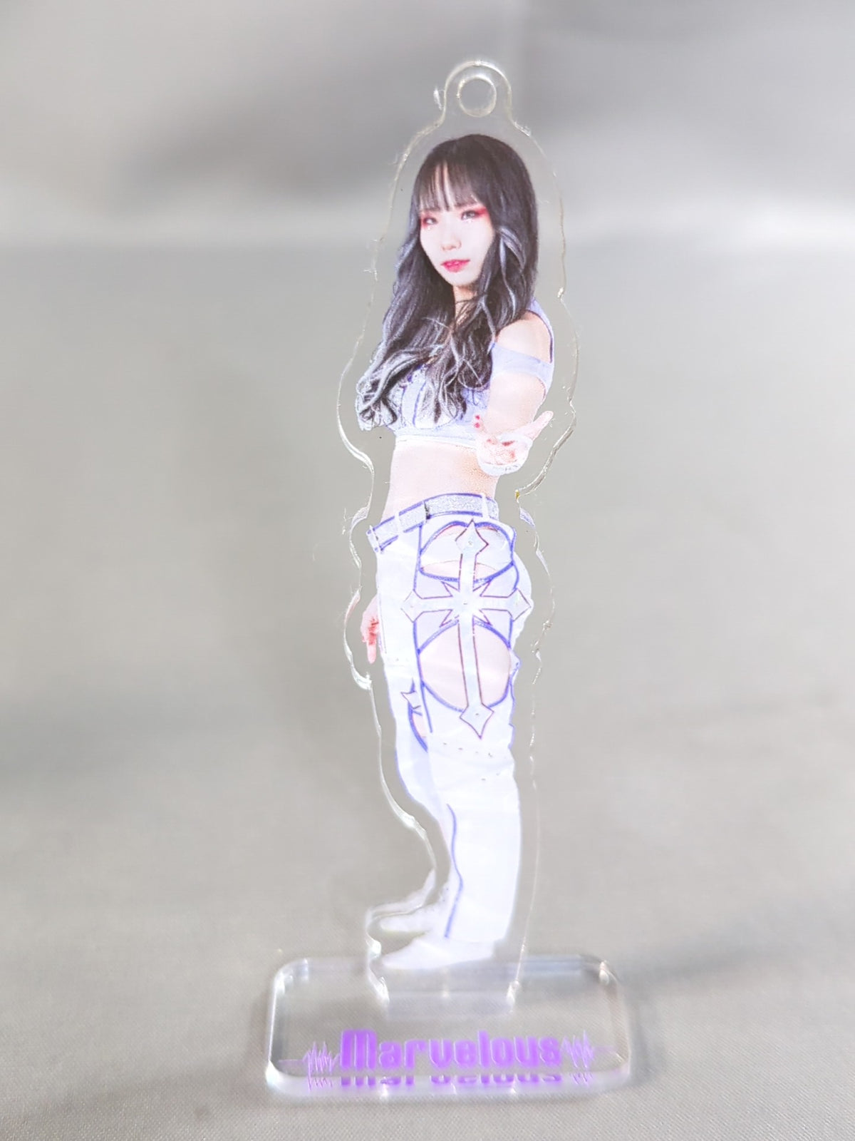 Maria Acrylic Stand (2)