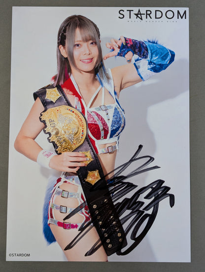 ★IWGP★ Mayu Iwatani  hand signed autograph Stardom Pro-Photo (C-1)