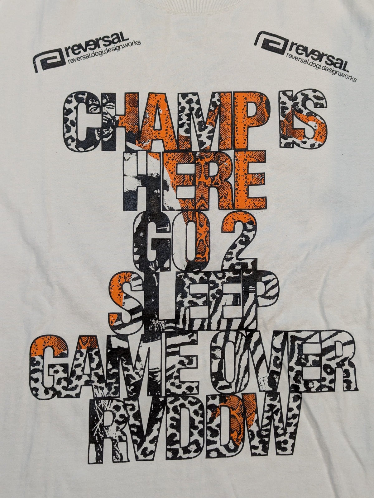 KENTA「CHAMP IS HERE GO 2 SLLEP GAME OVER」Tシャツ(ホワイト)