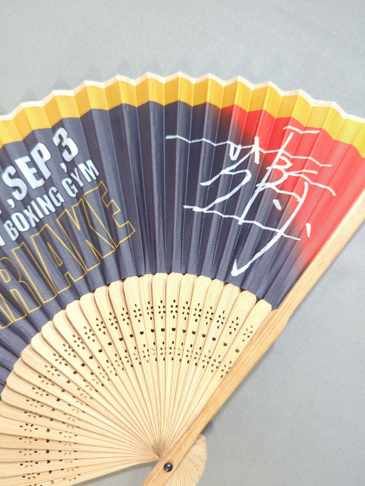 ★ ★ not sold in stores Naoya Inoue vs. TJ Doheny Sensu (Folding fan)