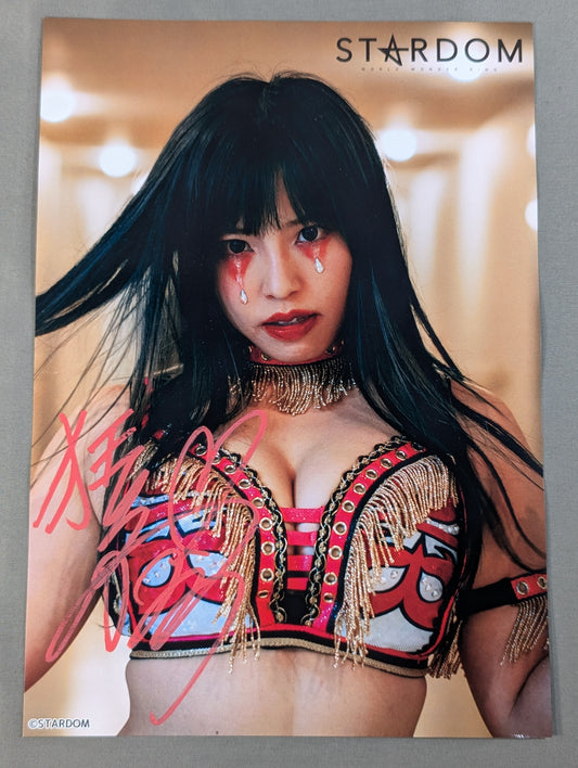 Mina Shirakawa  hand signed autograph  Stardom Pro-Photo  (M-8)