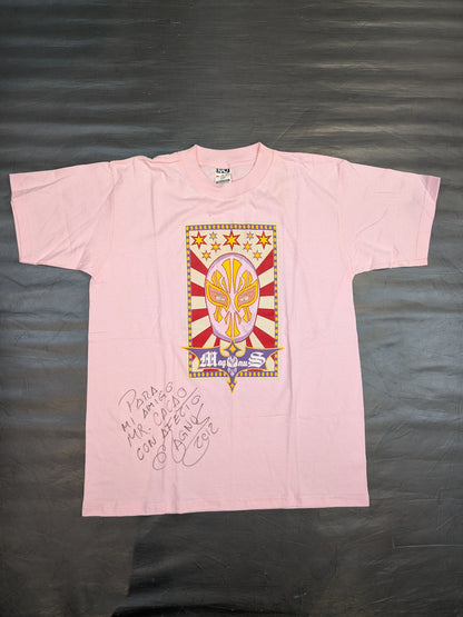 【hand signed autograph】 Magnus Mask Illustration T-Shirt (Pink)