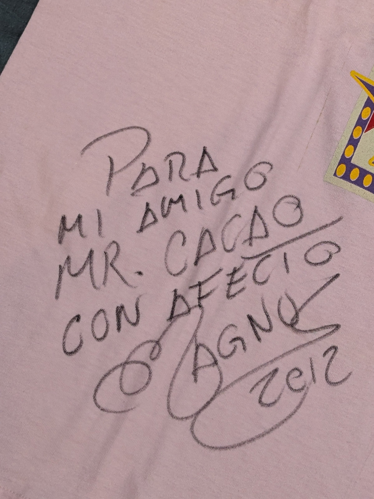 【hand signed autograph】 Magnus Mask Illustration T-Shirt (Pink)
