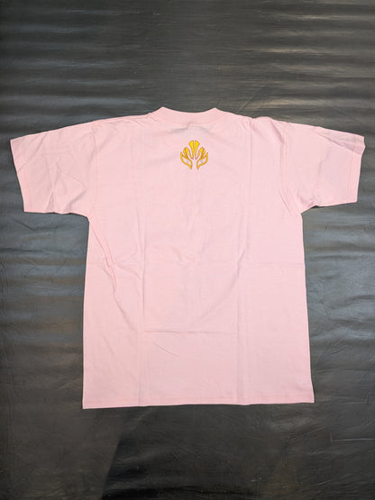 【hand signed autograph】 Magnus Mask Illustration T-Shirt (Pink)
