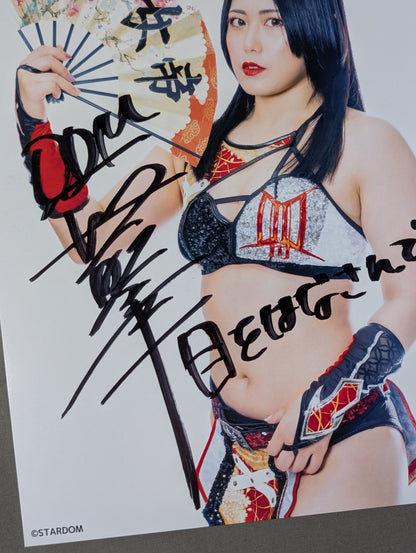 Maika  hand signed autograph  Stardom Pro-Photo  (V-9)