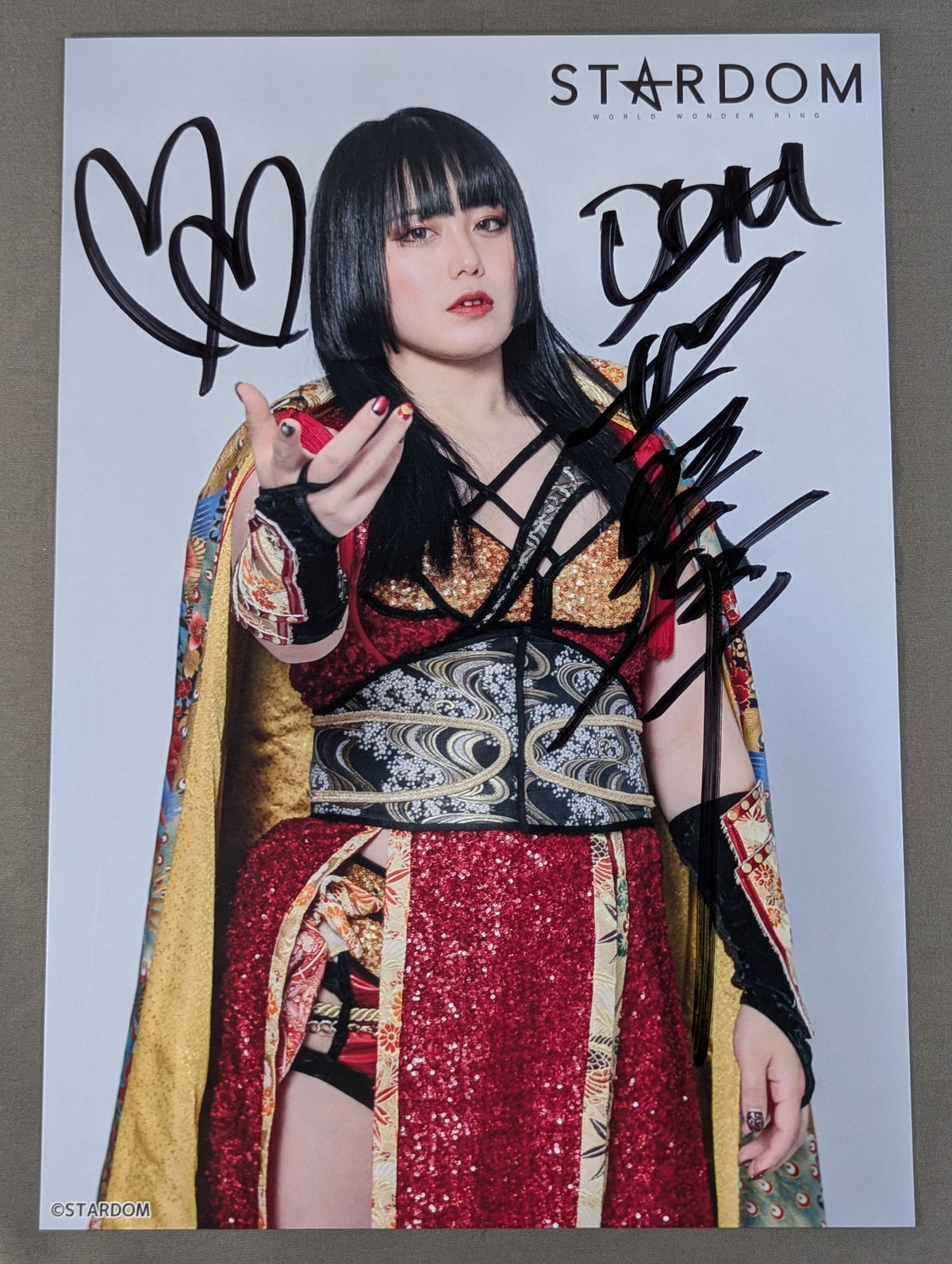 Maika  hand signed autograph  Stardom Pro-Photo  (V-5)