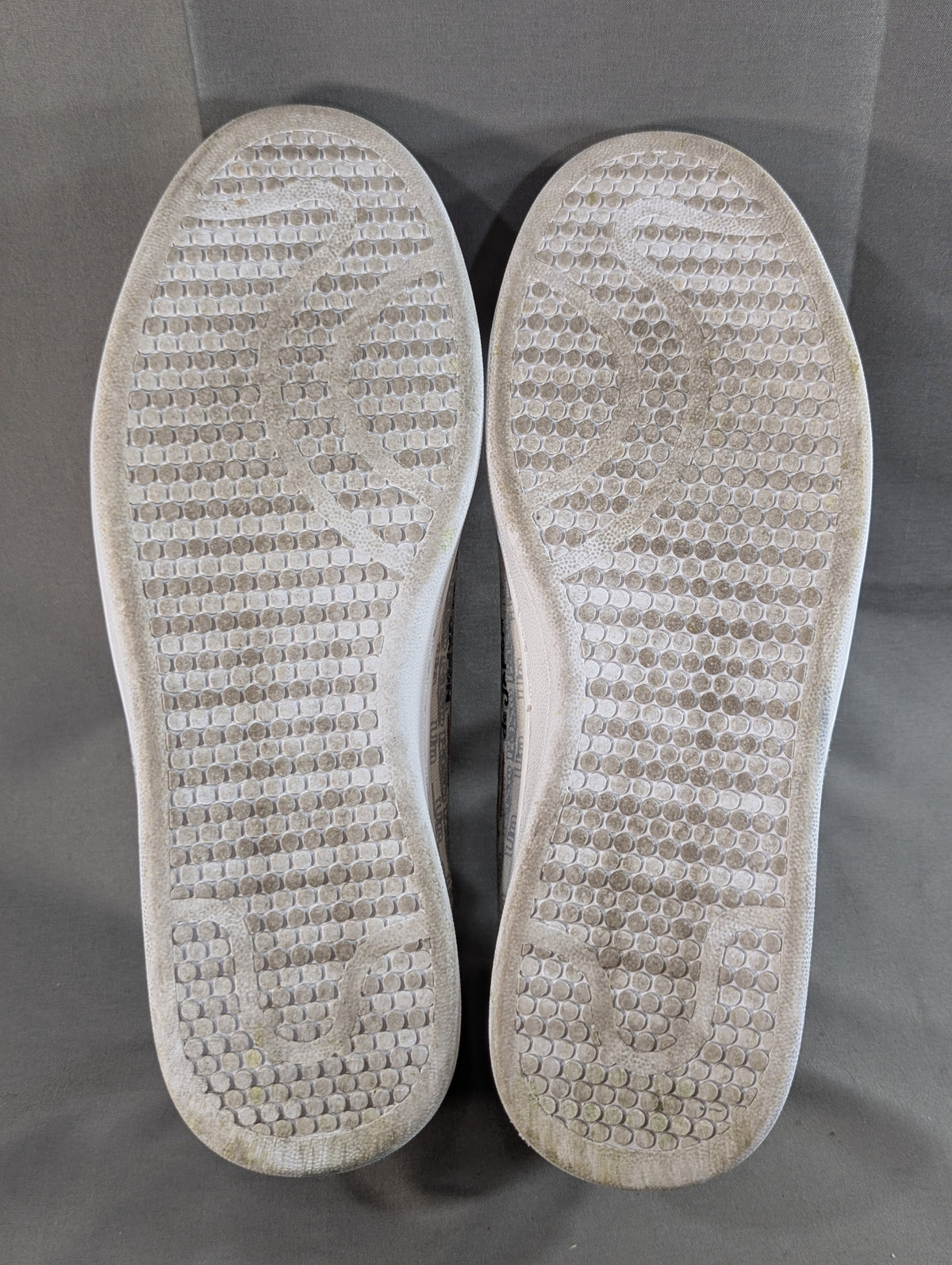 LOS TRANQUILOS de JAPON Walking Sneakers Ver. 1