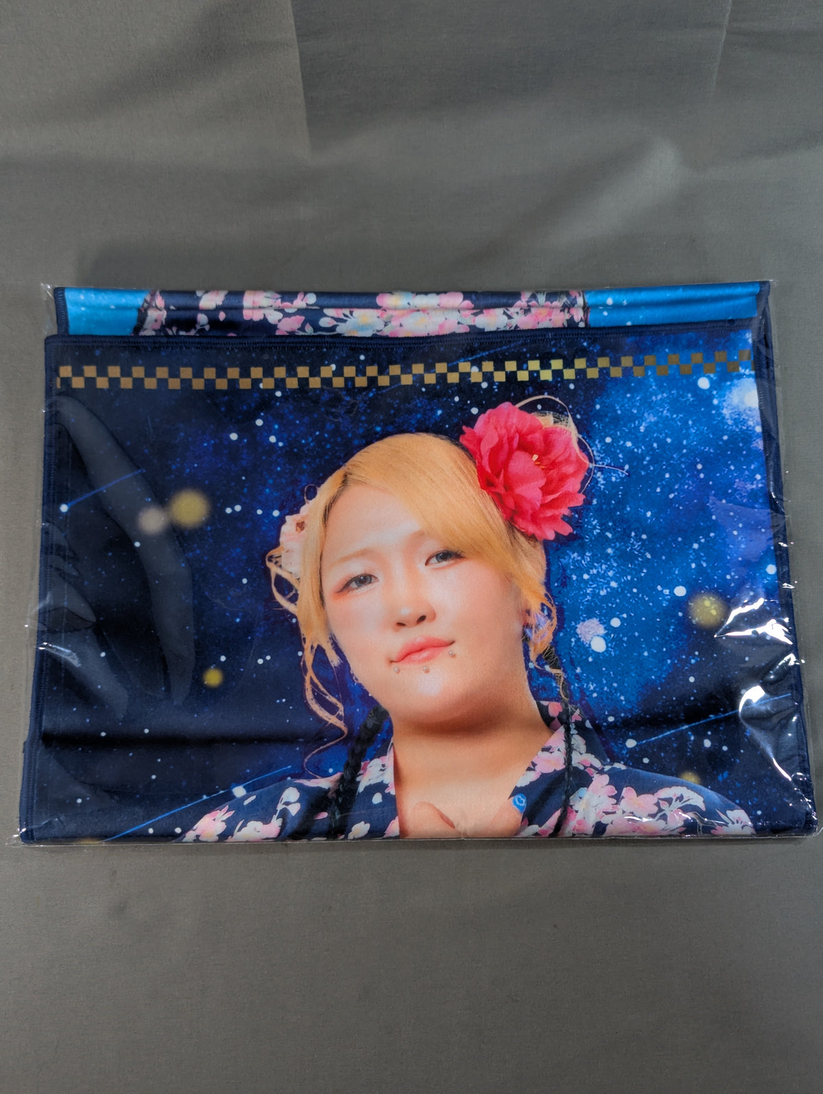 Itsuki Aoki Visual Towel Yukata