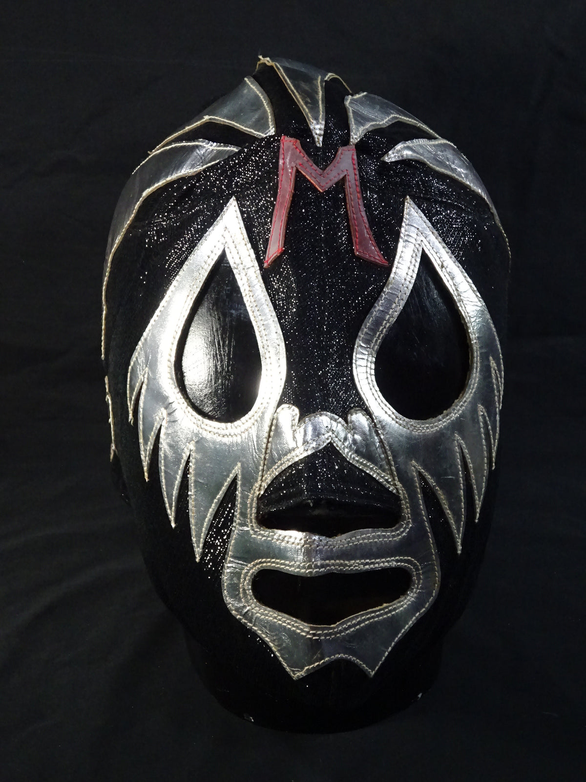 Mil Mascaras 