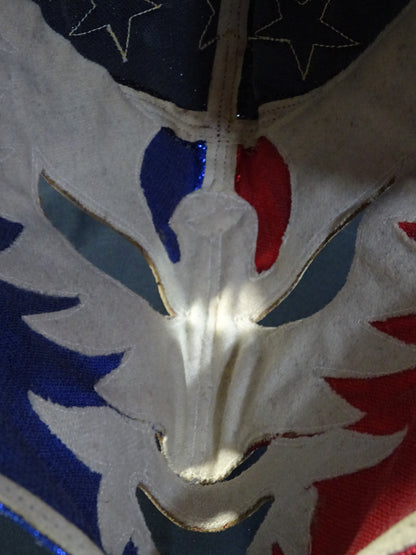 Mil Mascaras 