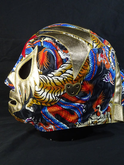 Mil Mascaras 