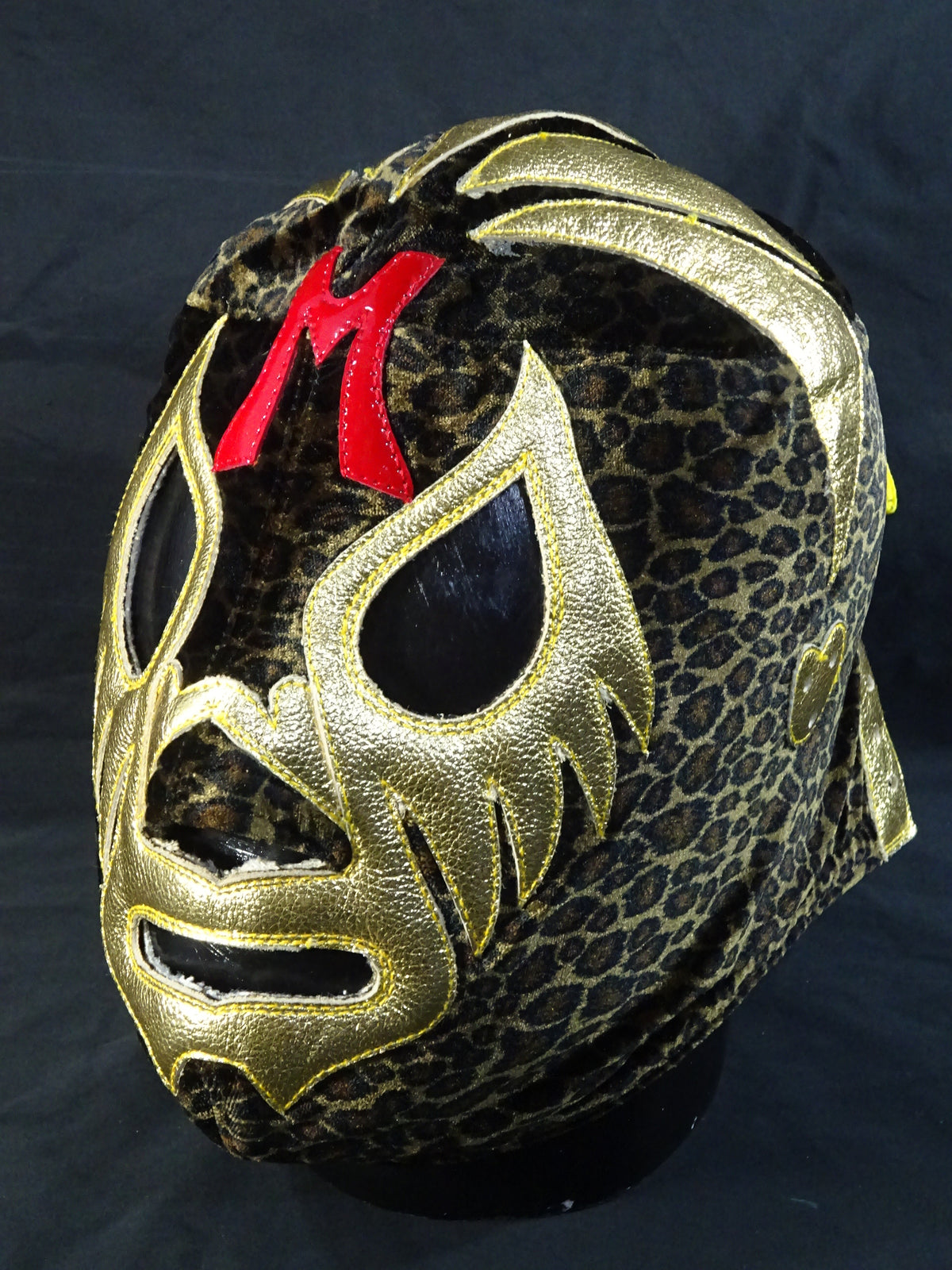 Mil Mascaras 
