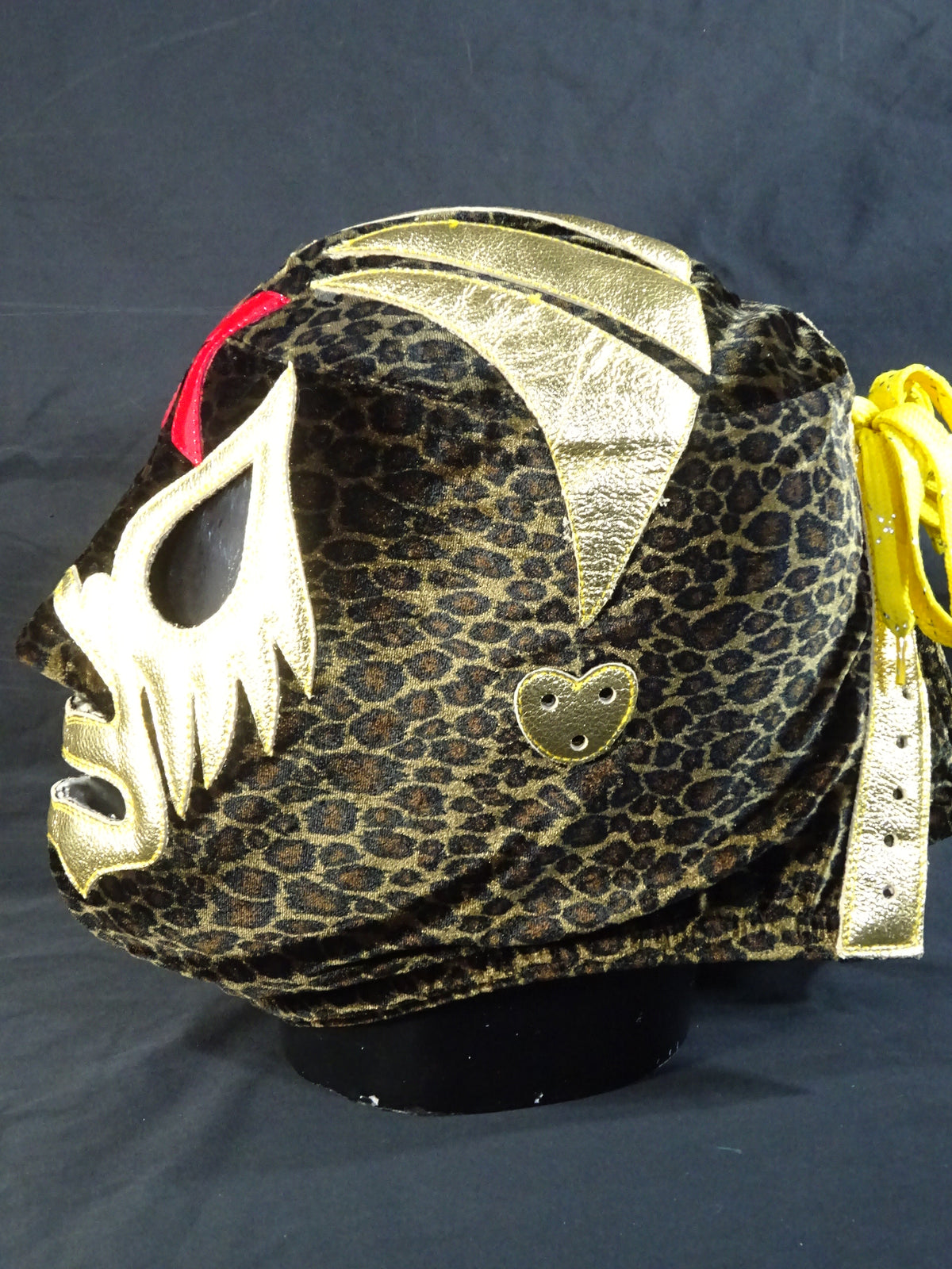 Mil Mascaras 