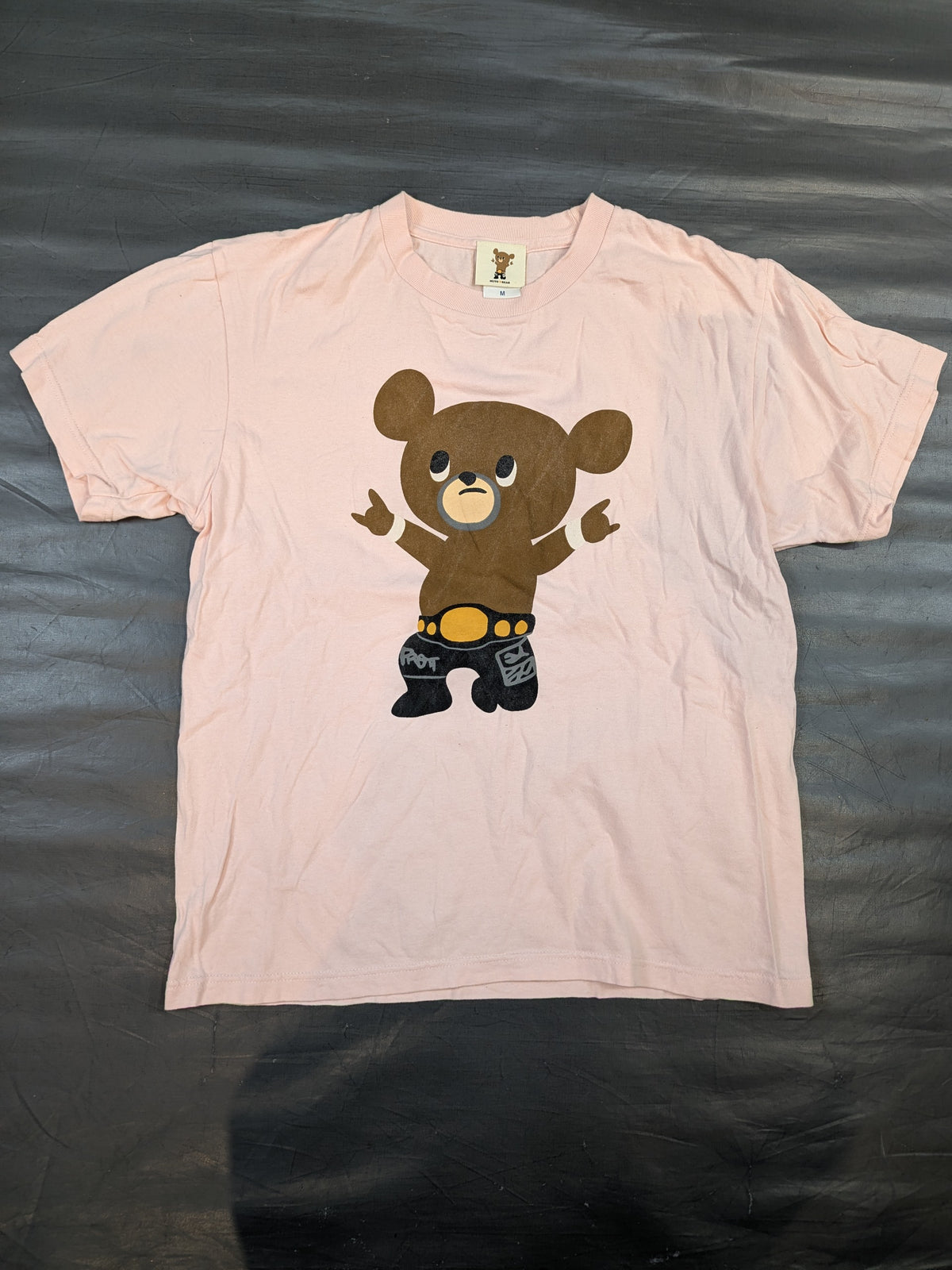 武藤敬司「武藤ベアー」Tシャツ①(プロレスLOVE / ピンク)