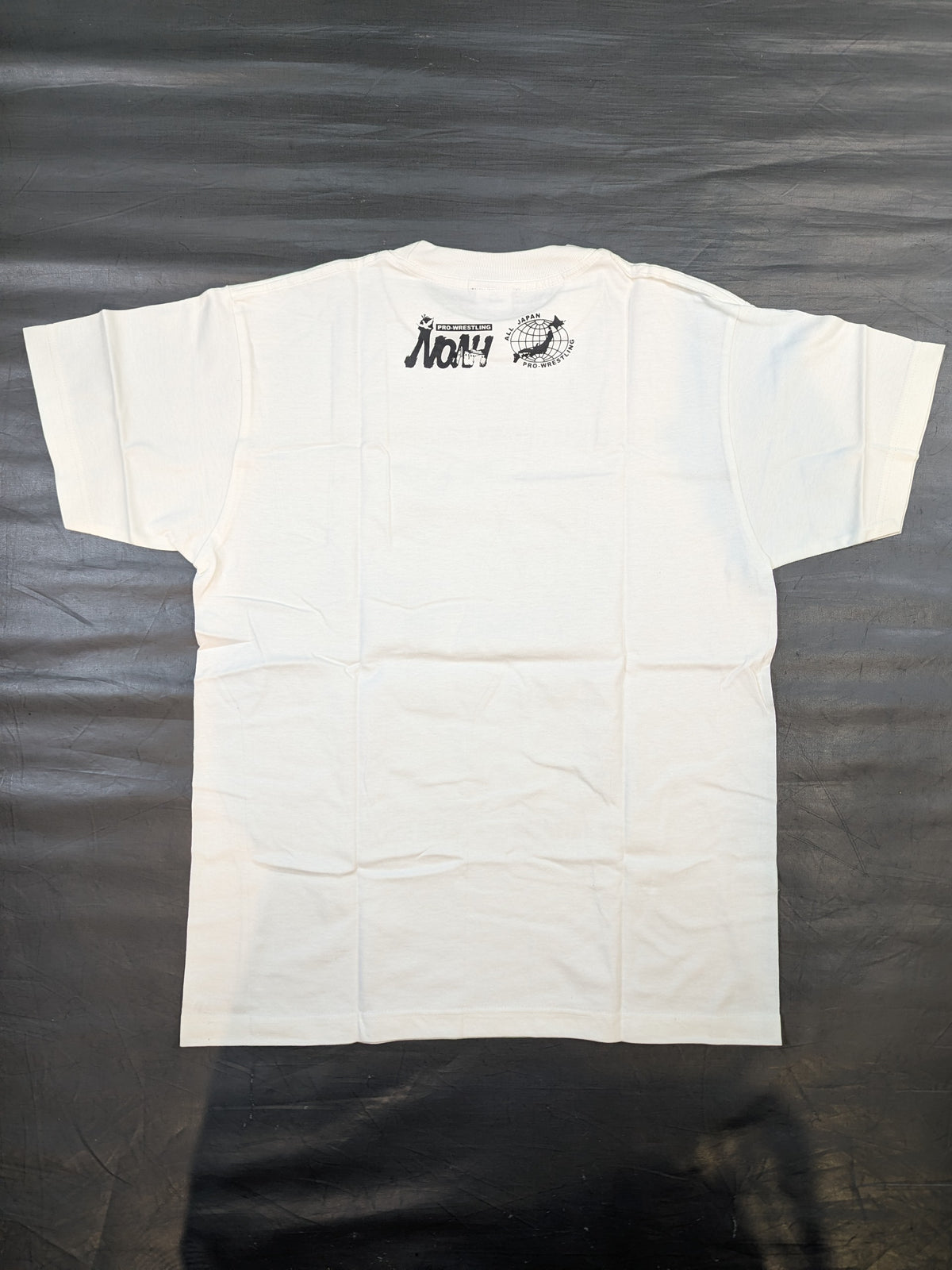 秋山準 vs 武藤敬司「THE TRIPLE CROWN CHAMPION-SHIP(2012.3.20)」ピクチャーTシャツ