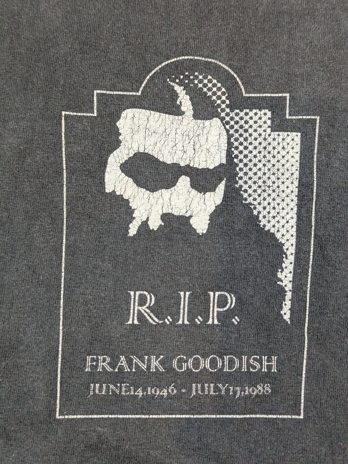 ブルーザー・ブロディ「R.I.P.」Tシャツ