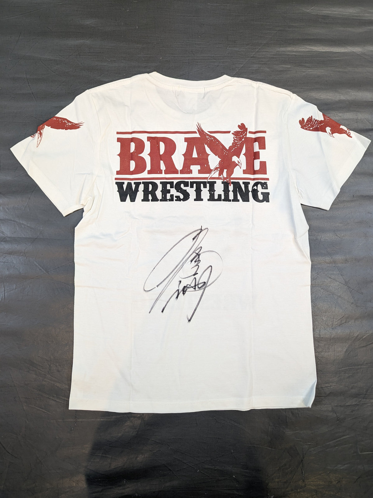 【hand signed autograph】 Naomichi Marufuji  "BRAVE Wrestling " T-shirt